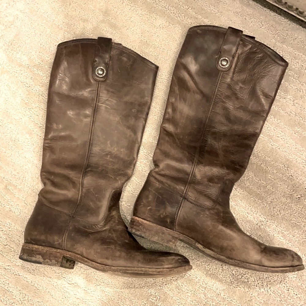 Frye Melissa boots!